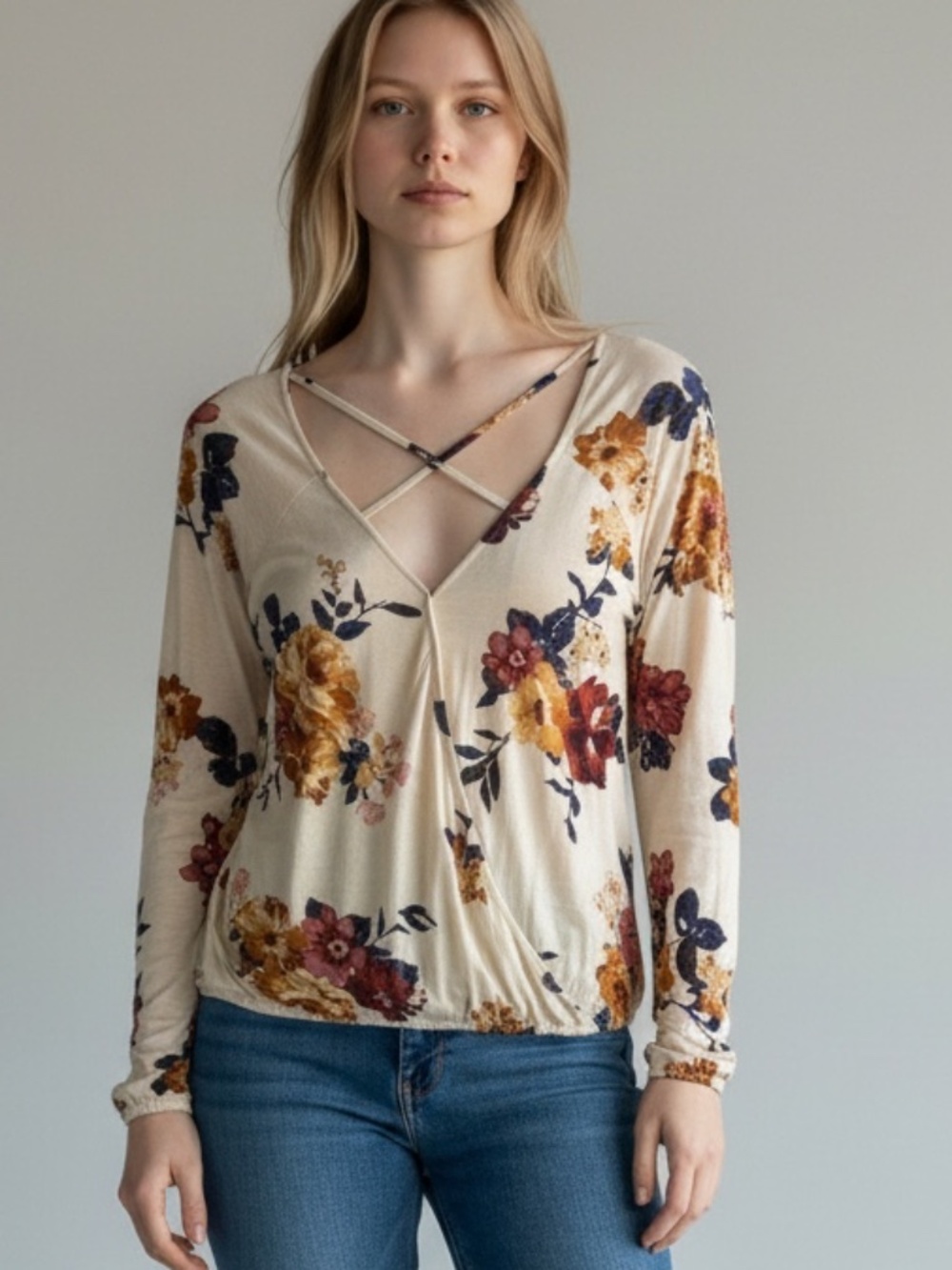 About A Girl Floral Wrap Blouse Cream Red Blue Size Medium